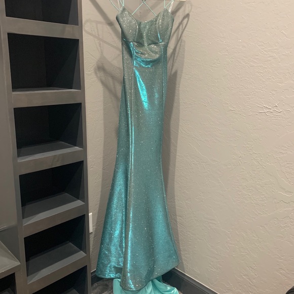 Sherri Hill Prom Dress - Picture 11 of 14